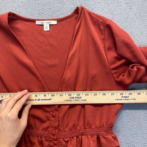 Miami Mi Ami Francesca’s Ruffle Dress size M Buttons V Neck,Lined,Casual,Preppy - Picture 4 of 12